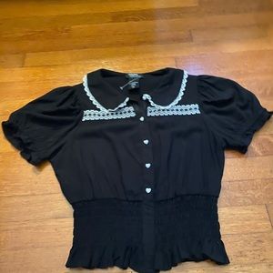 Hot Topic Blouse- Women small